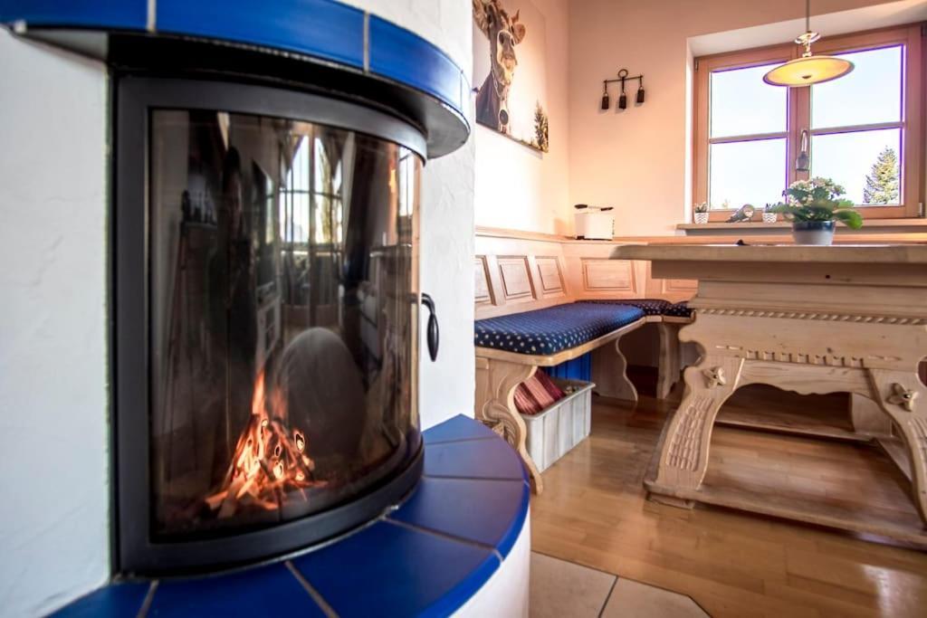 Luxury Living Near Weissensee +Balcony +Netflix Füssen 외부 사진