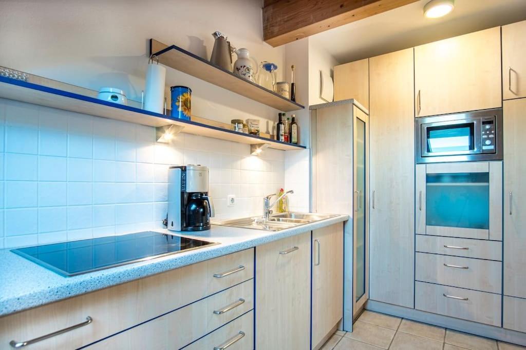 Luxury Living Near Weissensee +Balcony +Netflix Füssen 외부 사진